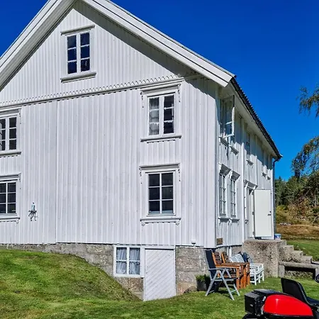 Feriehus Cozy In With House A Panoramic View Bjelland
